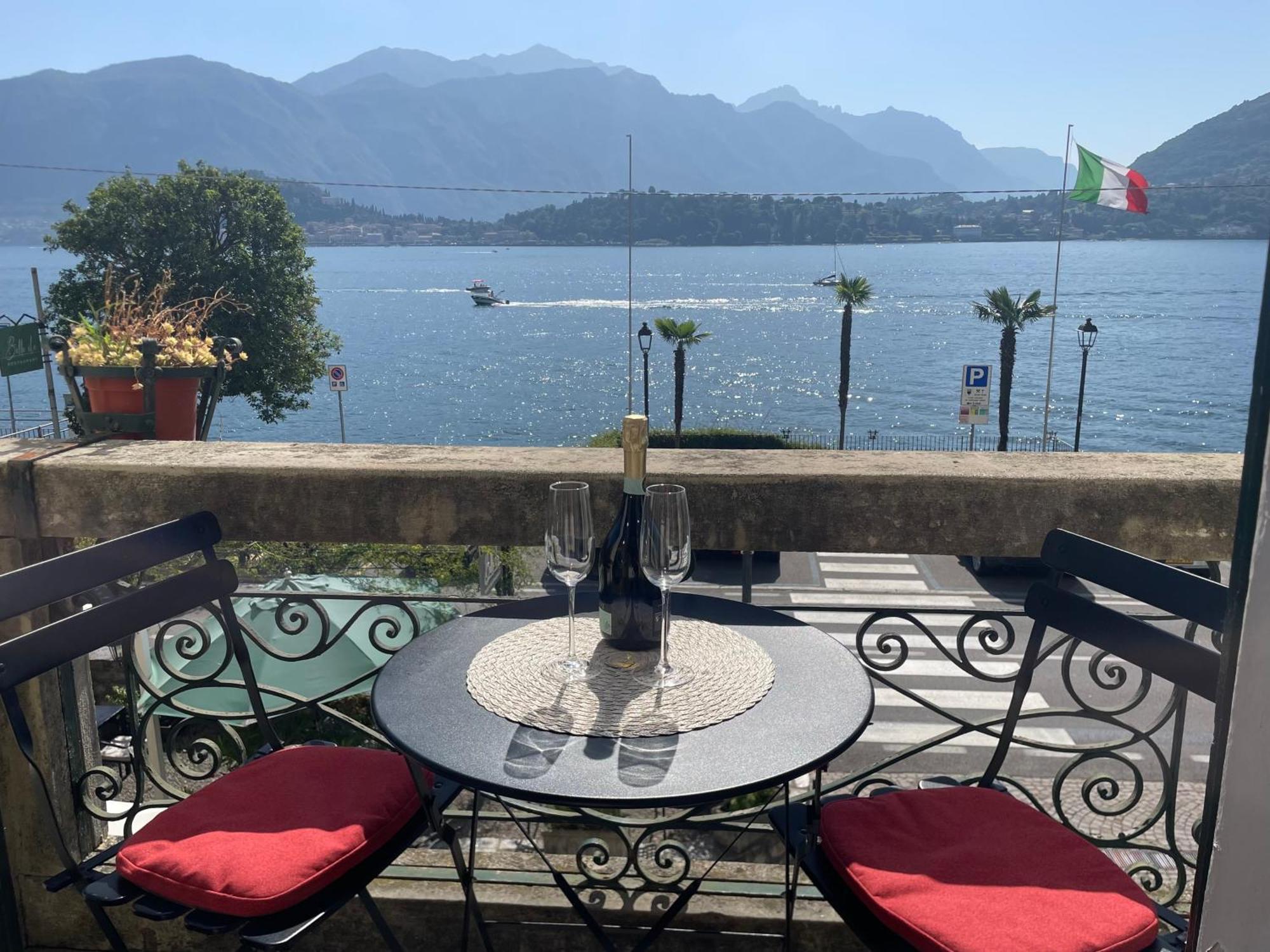 Belle Ile Lake View Suite Cadenabbia Bagian luar foto